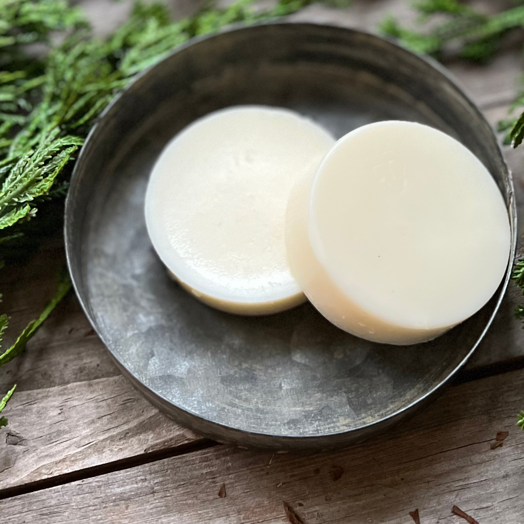 Blackberry Bourbon Soy Wax Pucks | Berry Fragrance | Strong Wax Melts